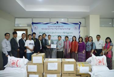 မိုခါမုန်တိုင်းဒဏ်သင့်ဒေသများသို့ မြန်မာနိုင်ငံရှိ နိုင်ငံခြားအထည်ချုပ်လုပ်သူ အသင်းအဖွဲ့များ ဖြစ်ကြသော KOGAM, CTGA, JGMA အသင်းများနှင့် MGMA အသင်းဝင်များမှ လှူဒါန်း